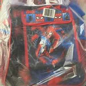 newSpider-Man 5 piece set. Never used in plastic still.